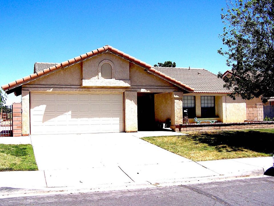 1st image of 4661 Paseo Hermoso
