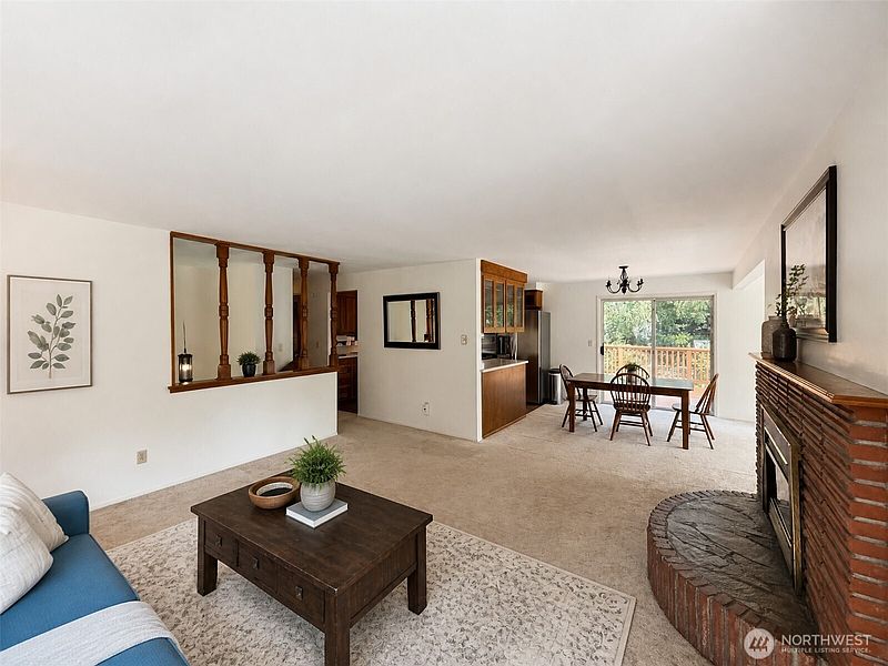 4th image of 430 N 9th Street