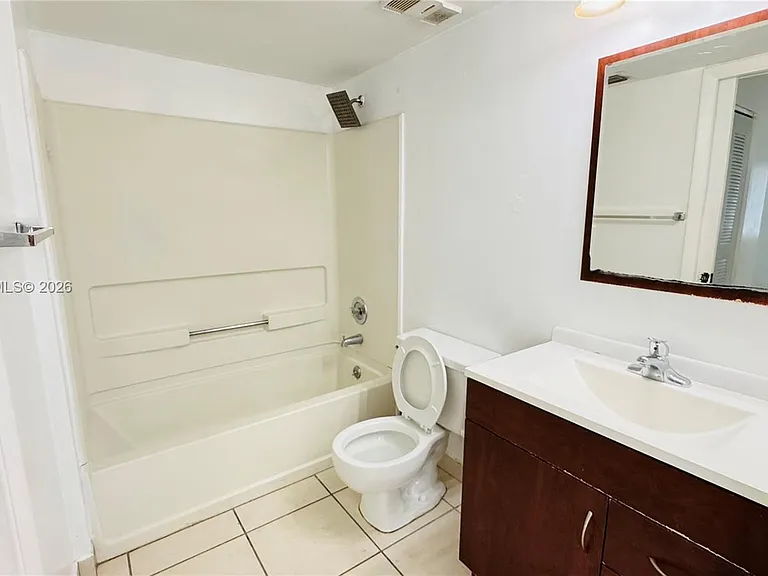 15221 SW 80th St #406 — Photo 9