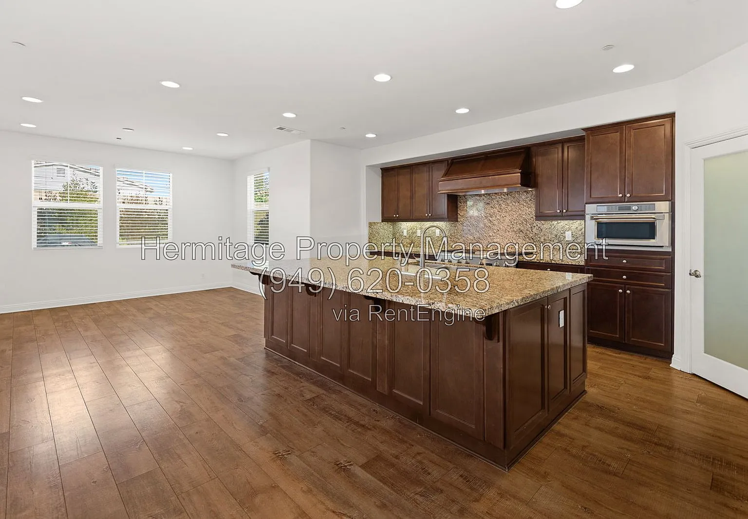 5 bed, 4.5 bath, 2972 sqft, $6,700 — Photo 2