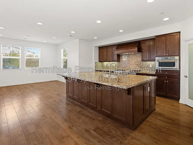116 Fieldwood — Photo 2