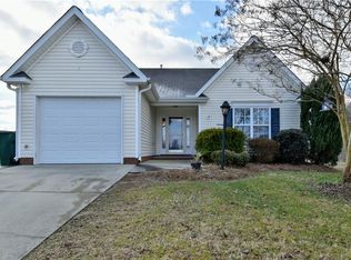 300 Walden Ridge Ct, Winston Salem, NC 27127