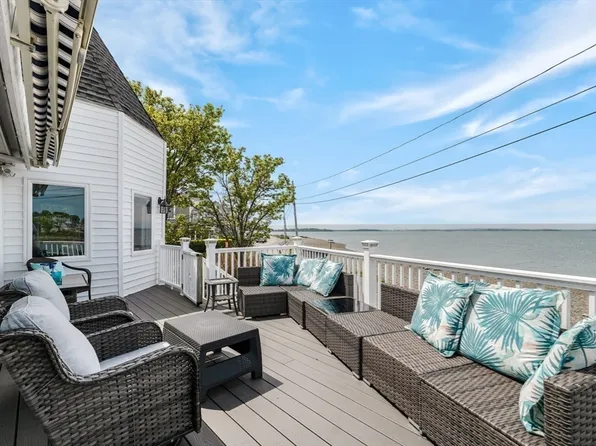 158 Cadish Ave, Hull, MA 02045