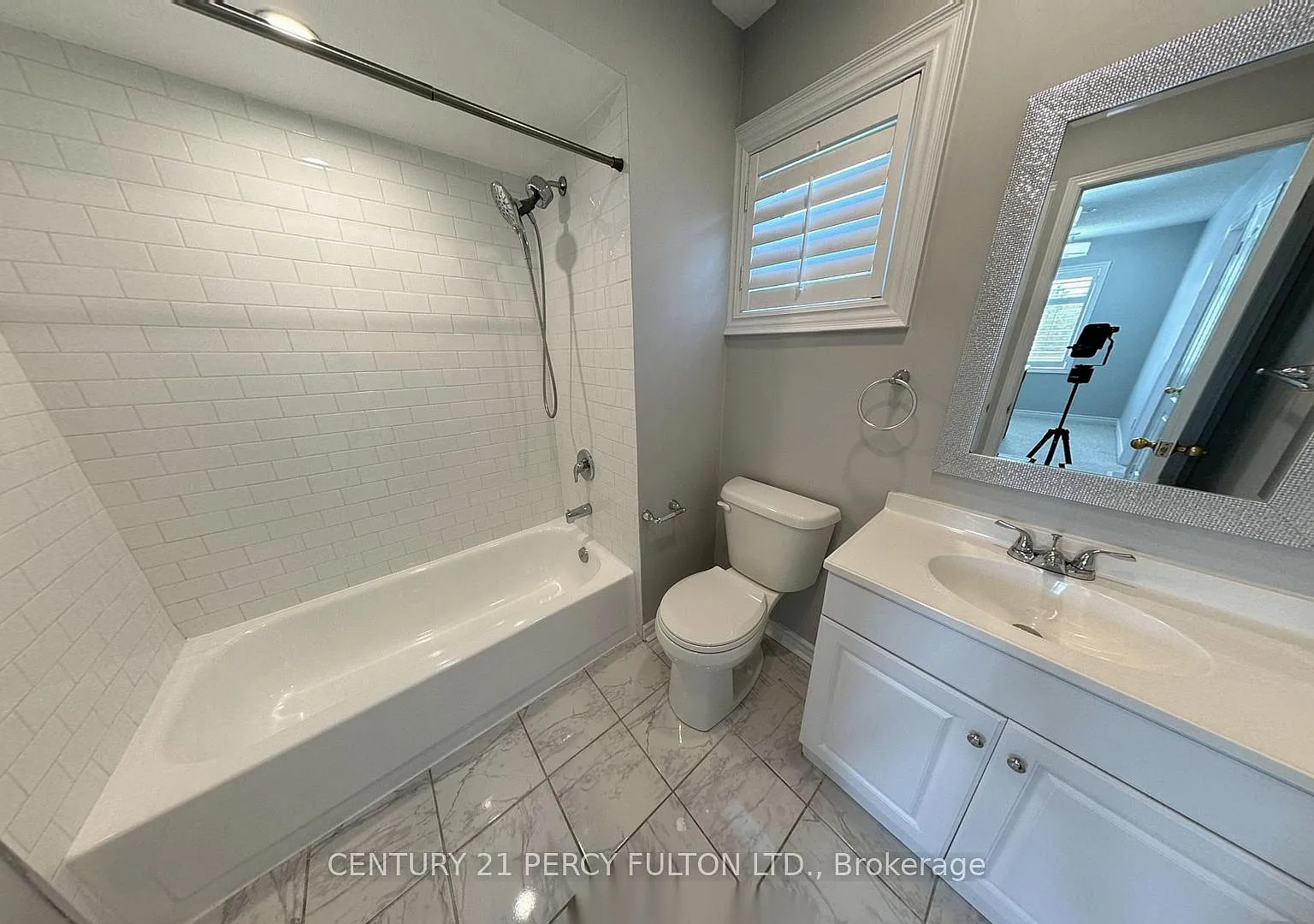 3 bed, $3,250 — Photo 2