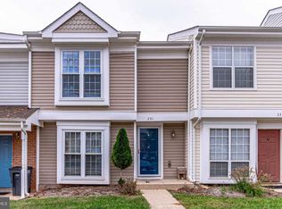 331 Lancaster Sq, Sterling, VA 20164