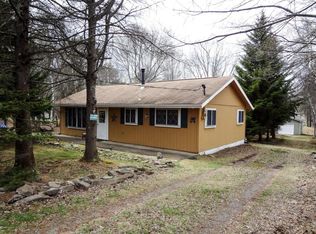 135 Hawthorne Rd, Albrightsville, PA 18210