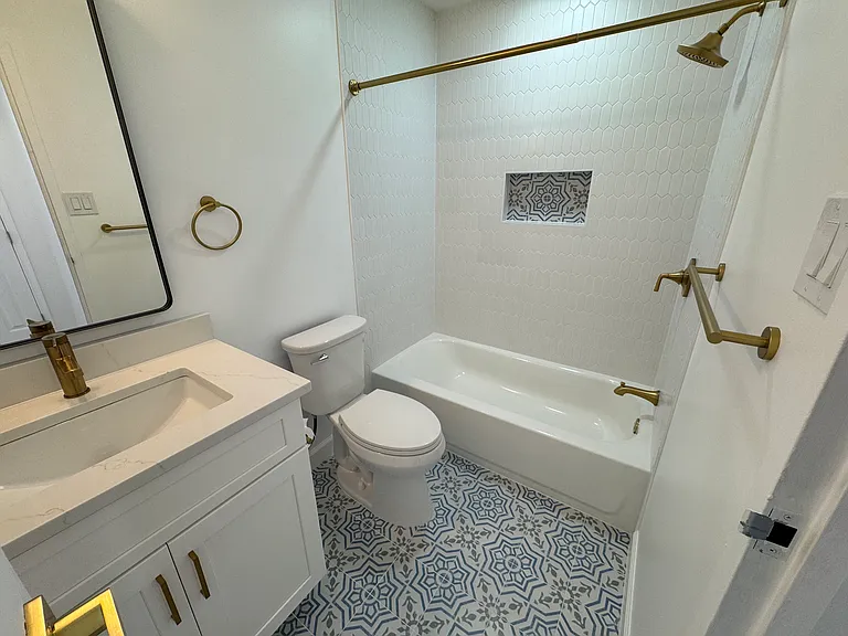 6153 Edsall Rd #I — Photo 5