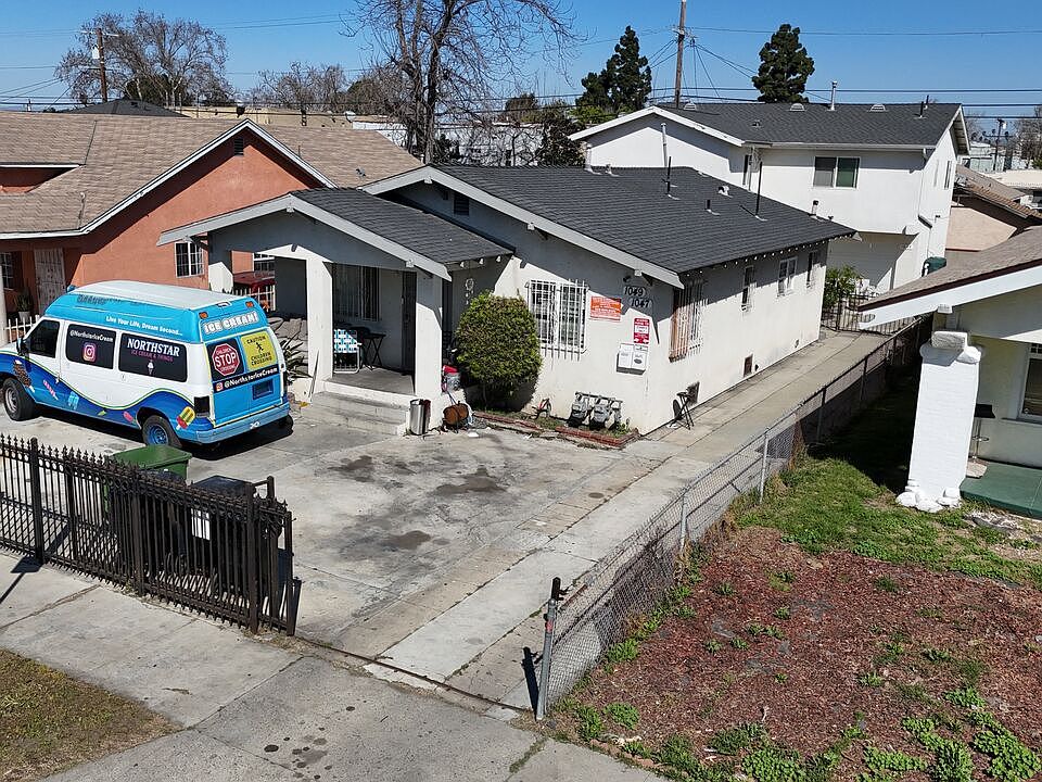 1st image of 1049 W 61st St