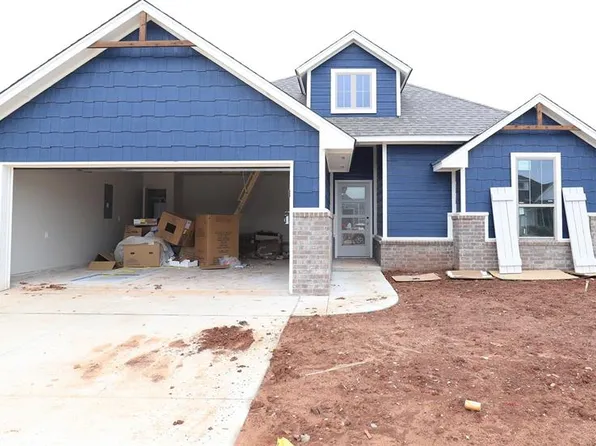 8105 NW 153rd St, Edmond, OK 73013