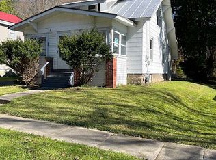 29 North St, Mc Graw, NY 13101