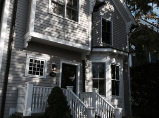 225 Milbank Ave #B, Greenwich, CT 06830