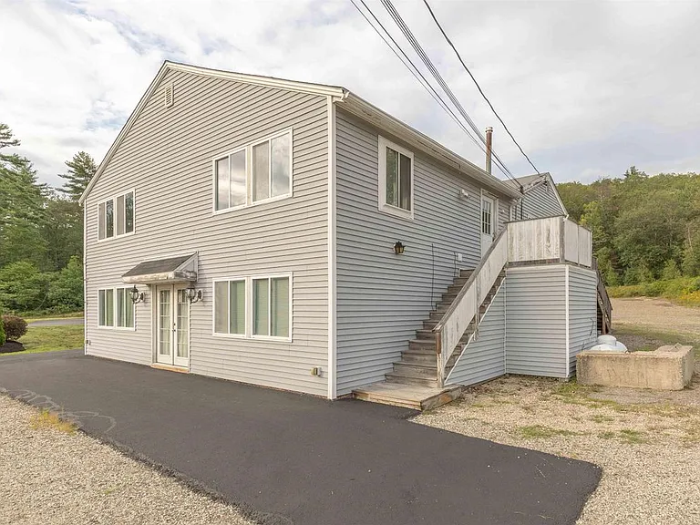 4 Smoke St #1 — Photo 11