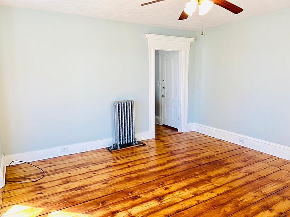 room 1: Large sun room