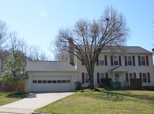 5336 Ashleigh Rd, Fairfax, VA 22030