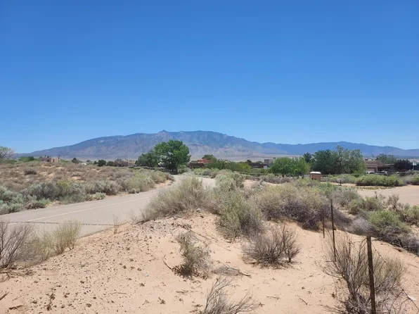 1597 Camino De La Tierra, Corrales, NM 87048