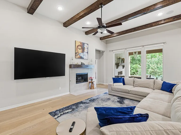 616 Lake Cove Dr — Photo 12