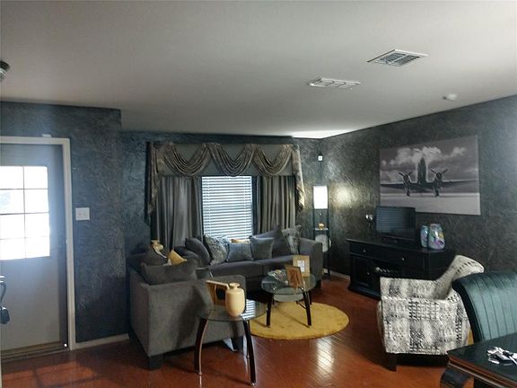 2nd image of 7644 Rainbow Creek Dr