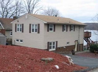 27 Alpine Dr, Lake Hopatcong, NJ 07849