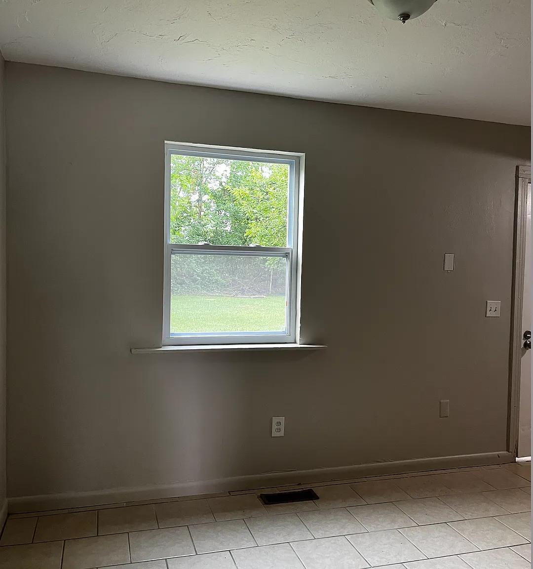 3 bed, 1998 sqft, $1,250 — Photo 4