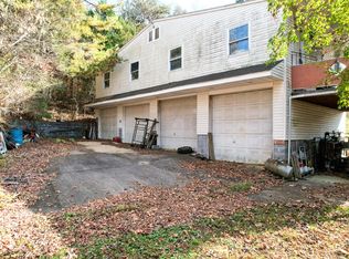 2744 Ripley Island Rd, Afton, TN 37616