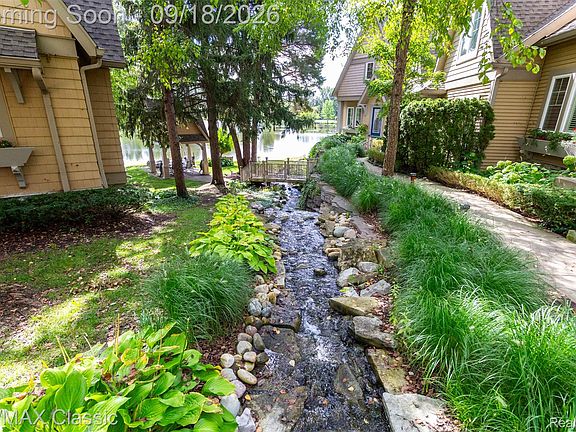 4th image of 462 Pondview Ln