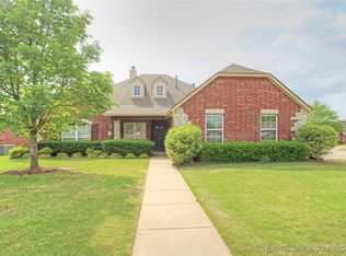 4520 S 204th East Ave, Broken Arrow, OK 74014