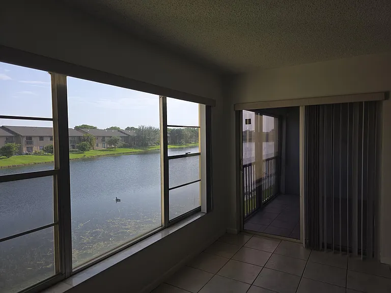 3905 N Nob Hill Rd #206 — Photo 19