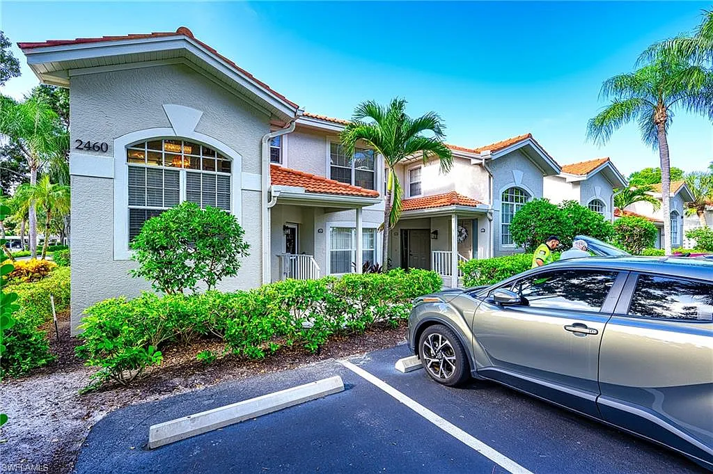 2 bed, 2.0 bath, 1569 sqft, $5,500 — Photo 3