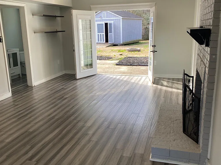 8232 Meadowdale Ln — Photo 19