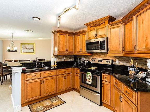 5th image of 206 Tealwood Ct