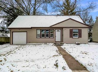 2410 E Gate Pkwy, Rockford, IL 61108