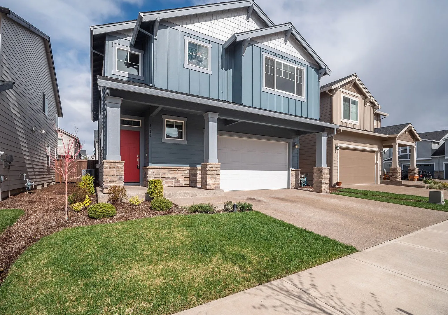 4 bed, 3.0 bath, 2533 sqft, $3,295 — Photo 1