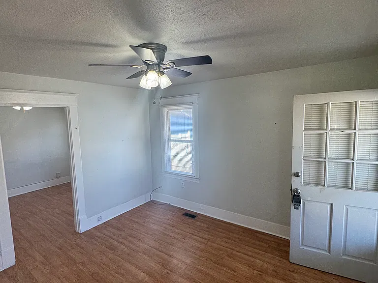 716 Brook Park Dr — Photo 4