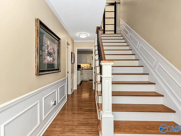 4th image of 1209 Joshua Dr SE