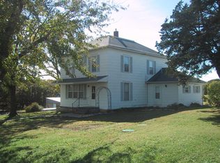 1623 Wolf Rd, Woodbine, KS 67492