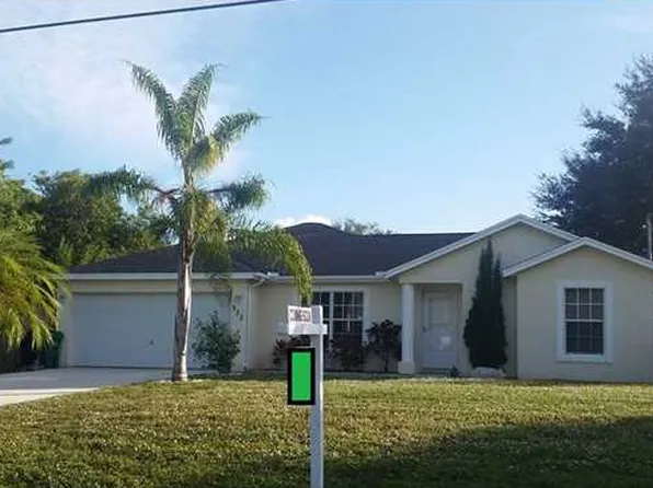 377 SW Kestor Dr, Port Saint Lucie, FL 34953