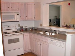 59 Old Hackett Hill Rd APT 47, Manchester, NH 03102