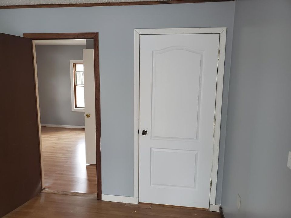 1st image of 4056 Missouri St