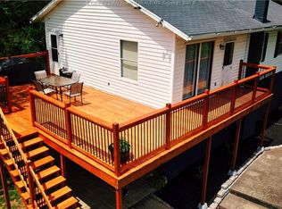 6970 Smith Creek Rd, Saint Albans, WV 25177
