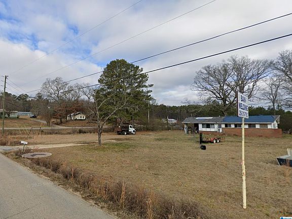 2nd image of 2033 Winchester Rd