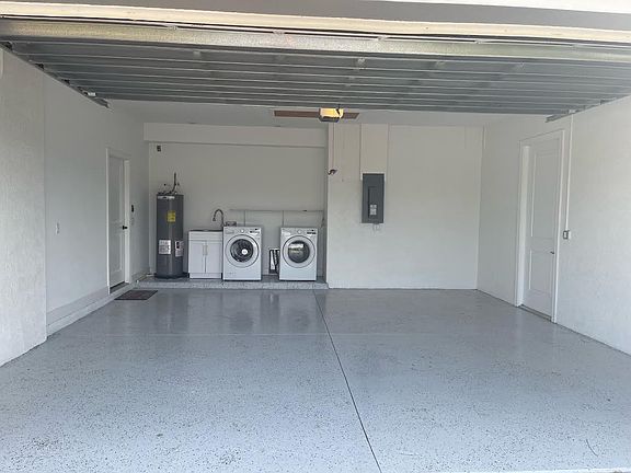 3rd image of 12402 Catalina Dr