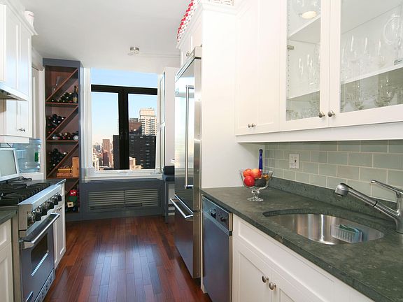 2nd image of 400 E 51st St APT 23A