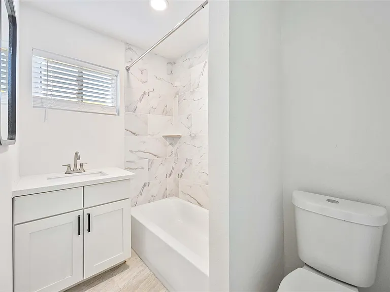 6811 Del Rio St #2 — Photo 14