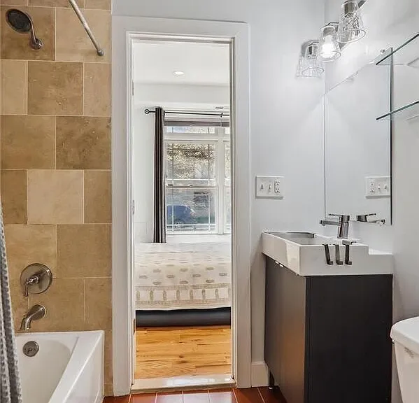 515 N St NW #2 — Photo 14