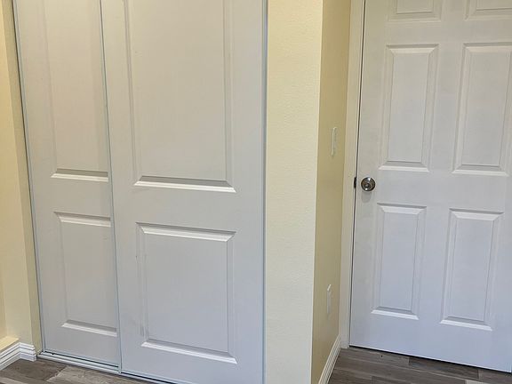 2nd image of 24719 Island Ave #1/4