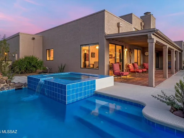 3731 N Round Rock Dr, Tucson, AZ 85750