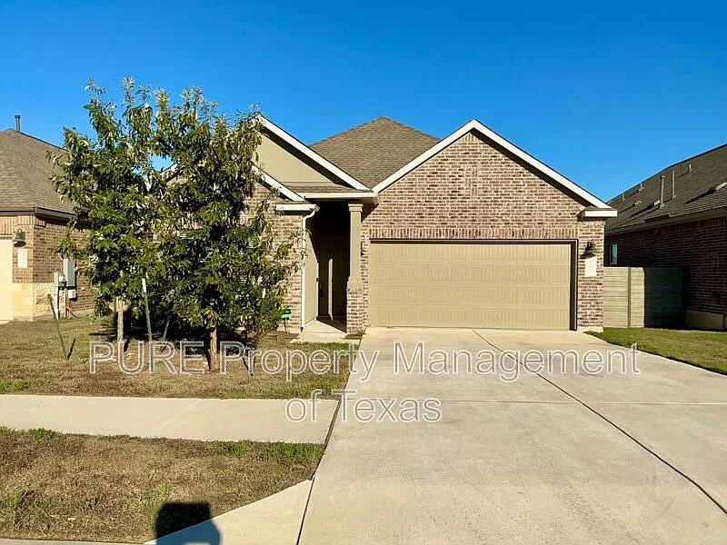 3 bed, 2.0 bath, 1447 sqft, $2,100 — Photo 2