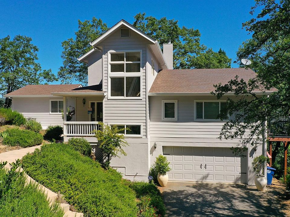 1st image of 17955 Chaparral Dr