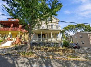 84 11th St, Providence, RI 02906