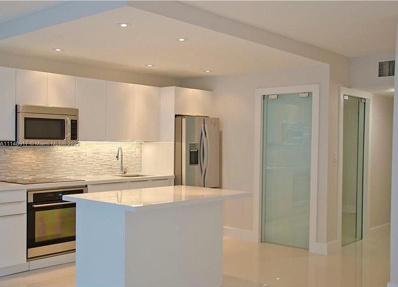 1st image of 2301 Collins Ave APT 912
